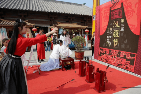 古代投掷游戏步射投壶兔子灯,汉服杯垫,油纸伞等中秋饰品,汉服剪纸