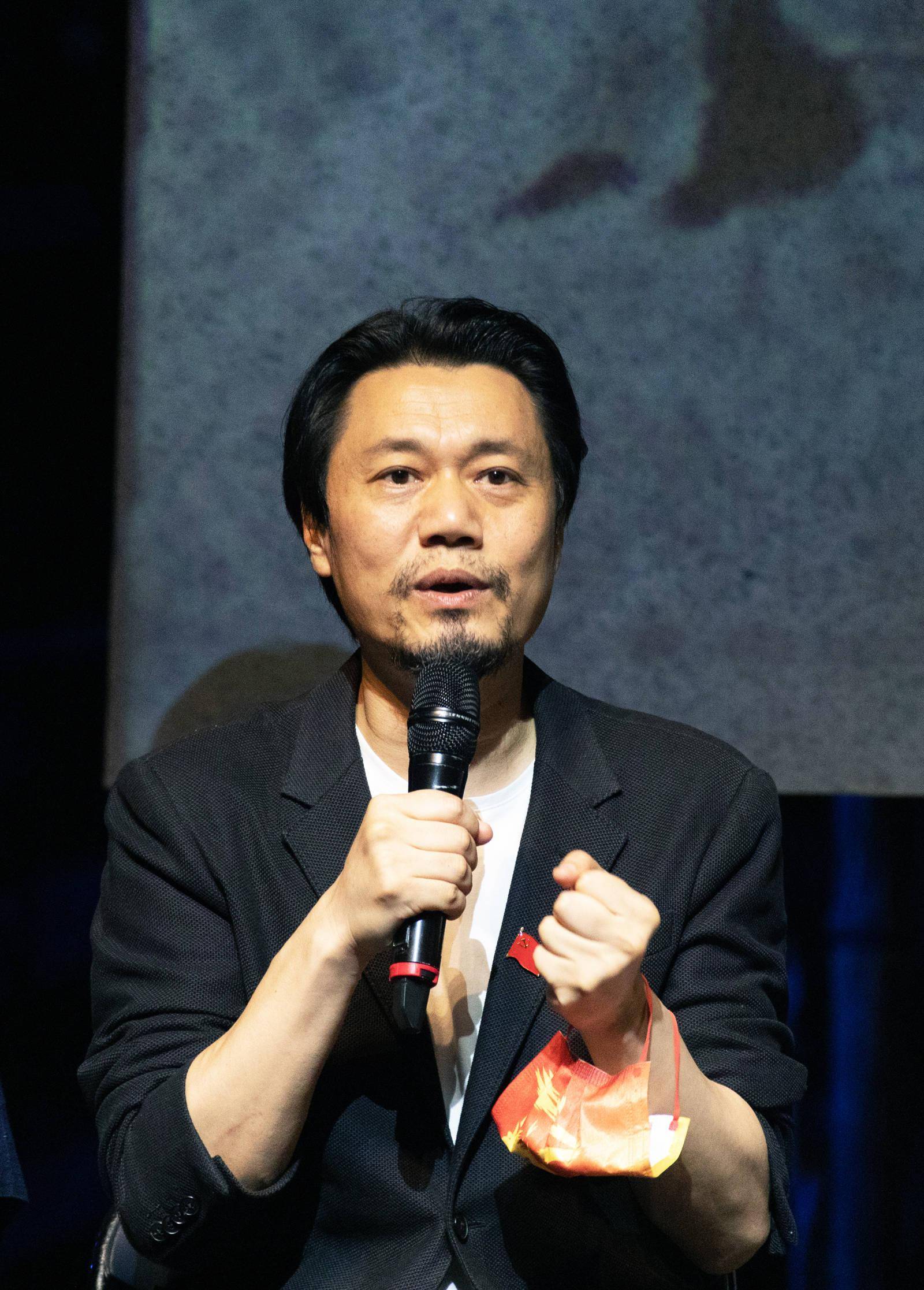 艺术与情感的传承国家一级演员,电影版《报童》中"腊月"的扮演者薛白