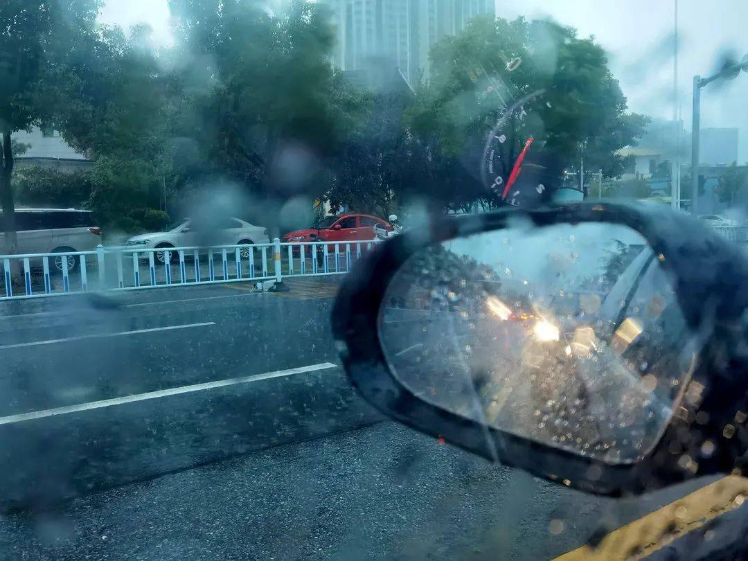 南阳人,假期雨情看这里.