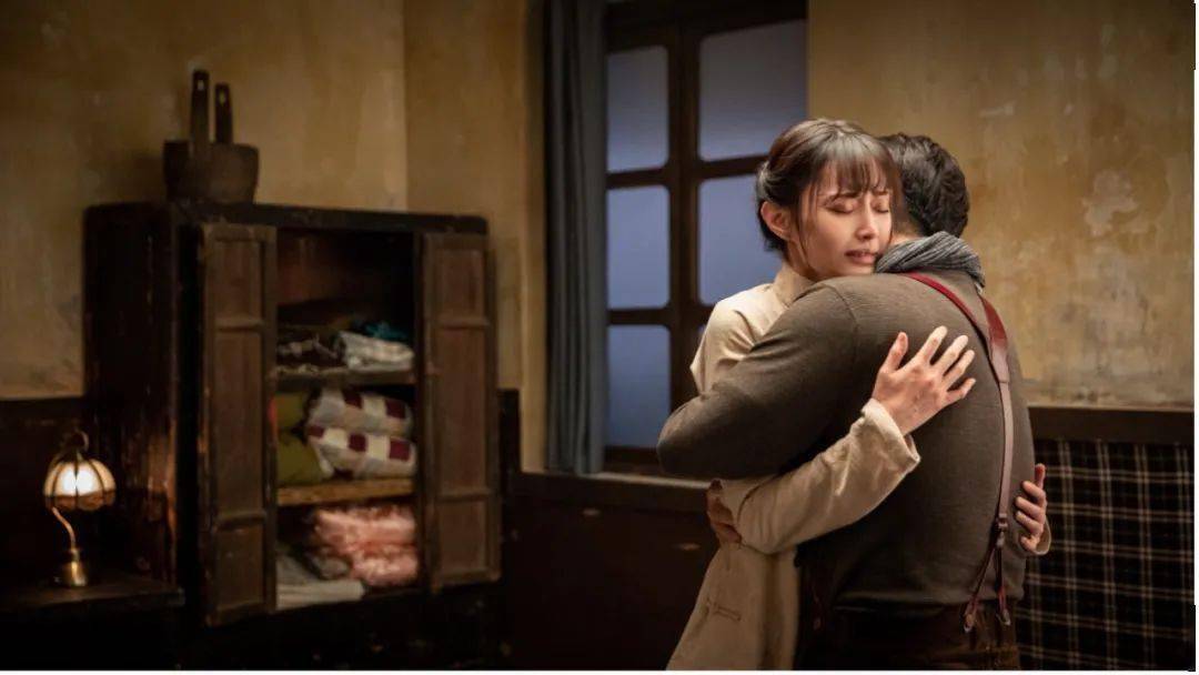 盖玥希|盖玥希：年代传奇里的「大青衣」，《一剪芳华》的水晶花