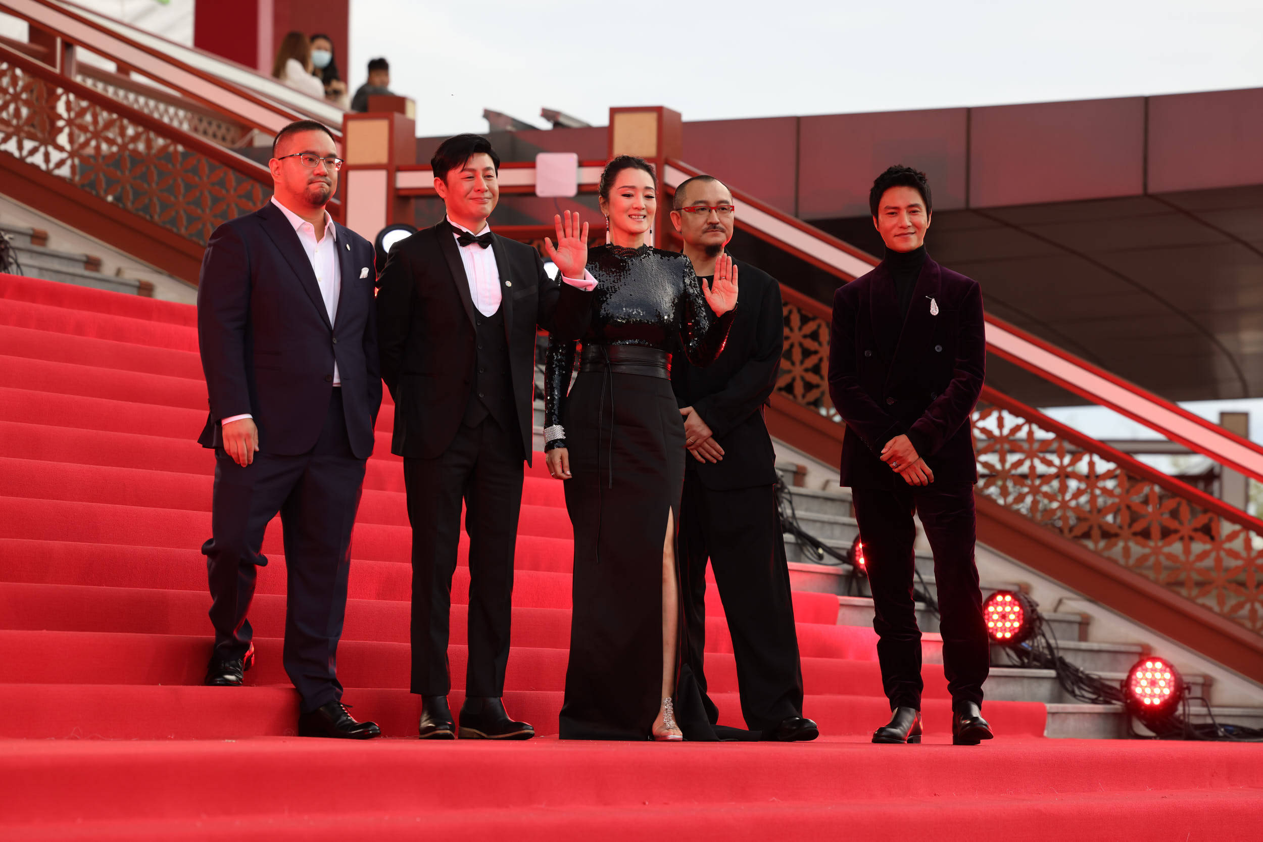 200多位嘉宾亮相第十一届北影节红毯仪式