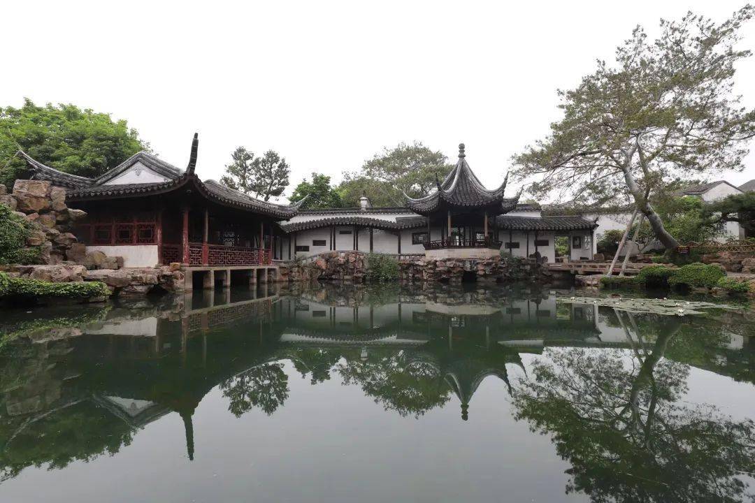 1,网师园-月到风来亭