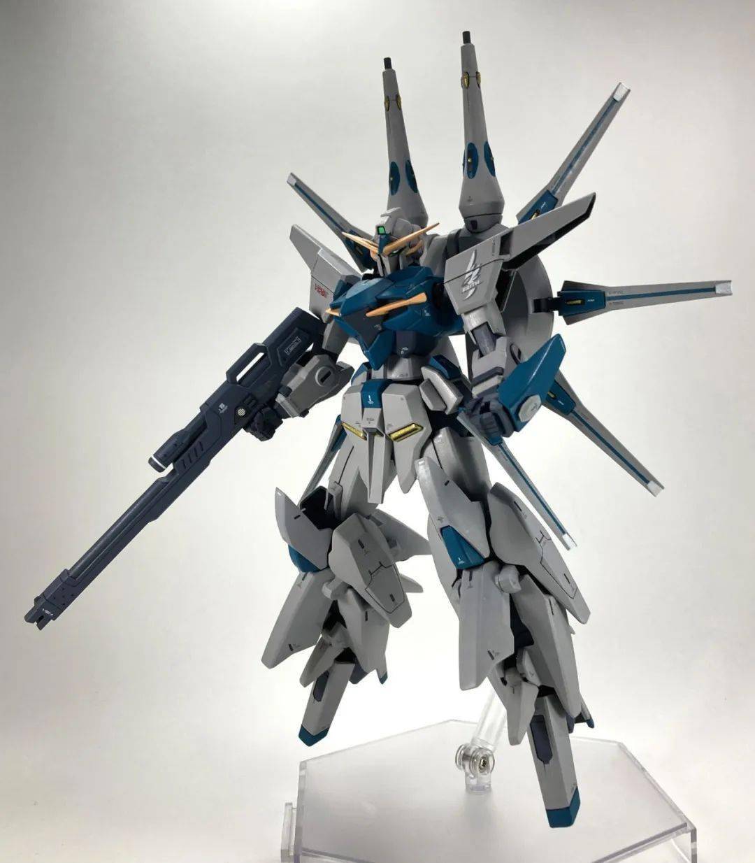 有了传说的龙骑兵加持,神怪高达变帅了!