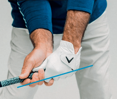 挥杆时,到底该不该翻腕?