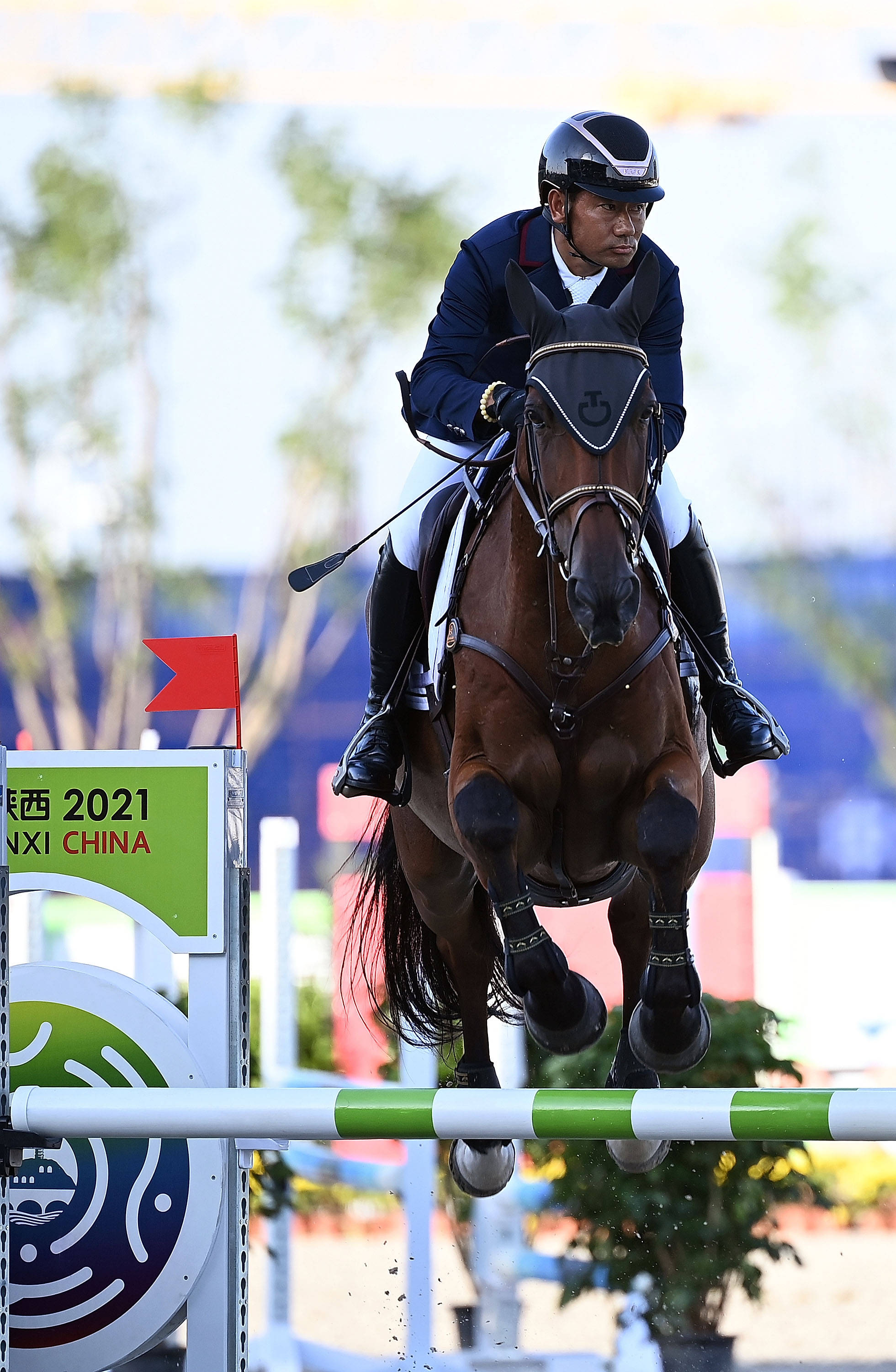 马术三项赛个人江苏队包英凤夺冠