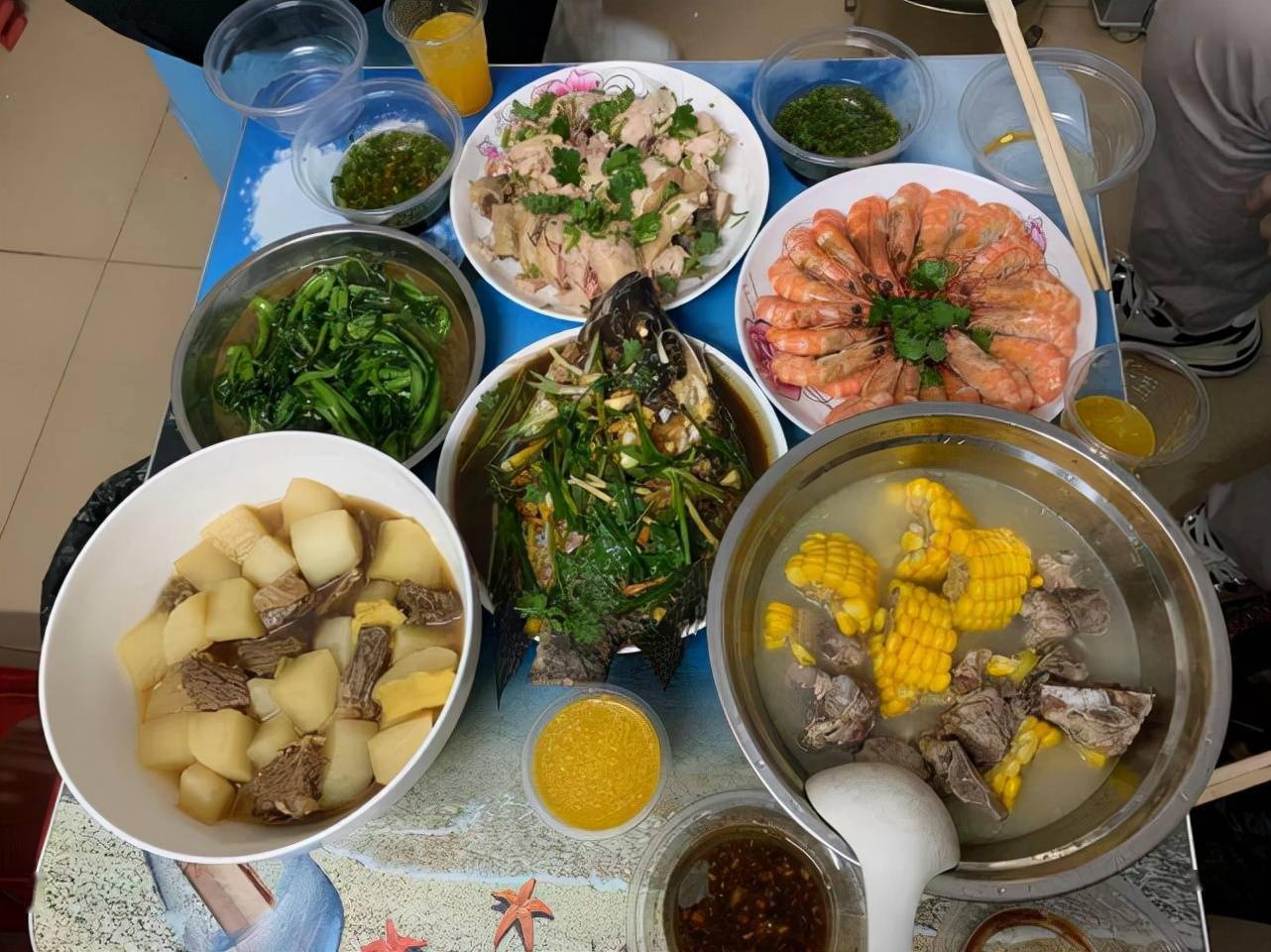 朋友圈晒中秋大餐一家比一家霸气最后一桌上场看着想哭