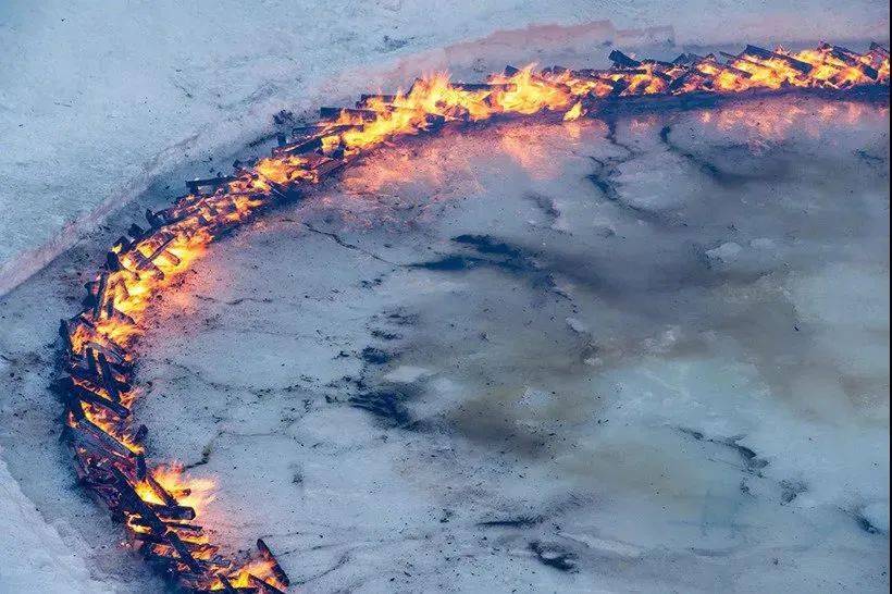 艺术花1个亿把凯旋门包起来，到底作什么“妖”？