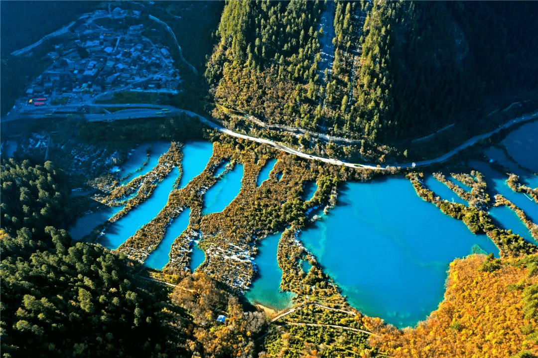 亲近·净土阿坝丨阿坝州九大文旅品牌—大九寨!_湖泊