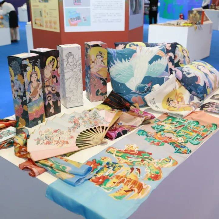 “一会一节”展览活动拉开序幕_敦煌