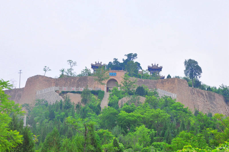 诸葛军垒|新华网|天水：秦州藏八景 金秋醉游人