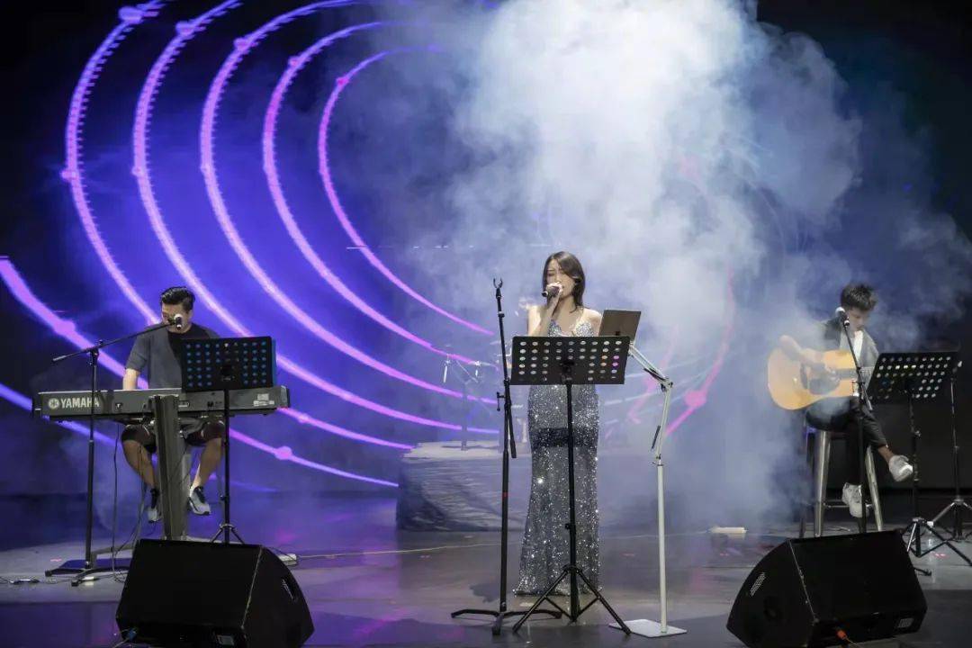 市文化馆艺术普及直录播项目清凉一夏室内小型演唱会网络直播圆满完成