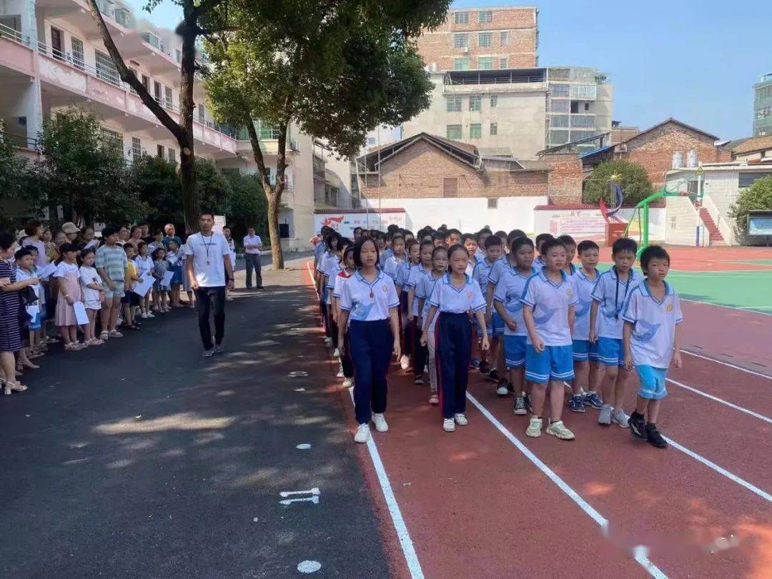 耒阳紫荆府实验小学图片