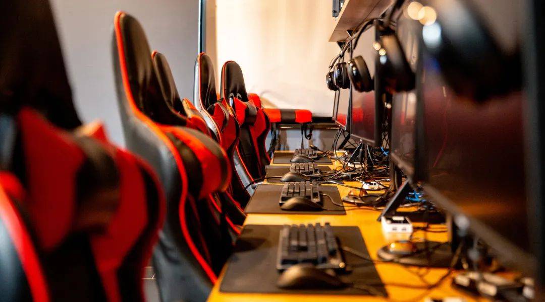 不做奶茶的「Mixer电竞馆」不是好桌游吧_游戏