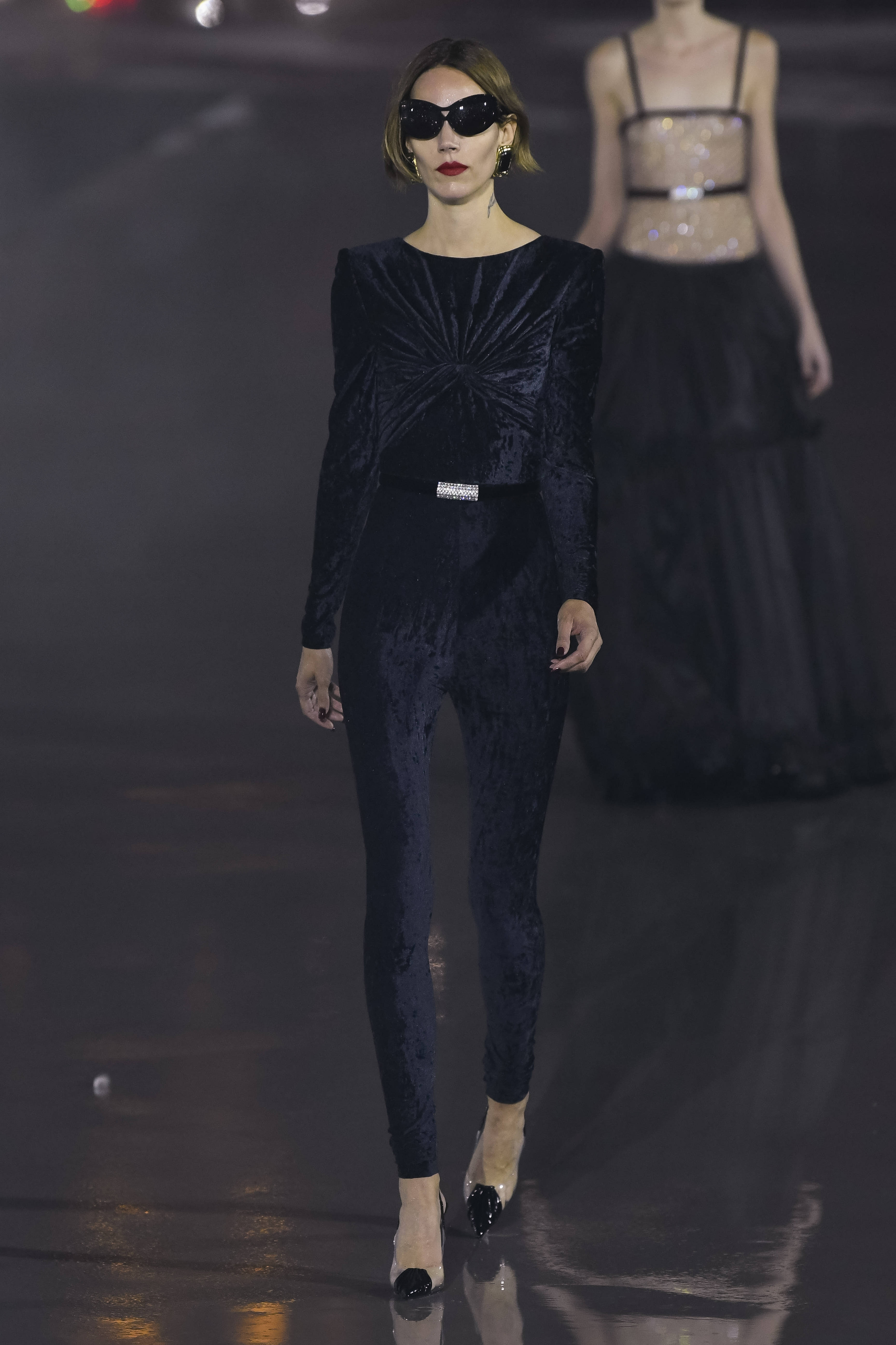 巴黎时装周圣罗兰品牌时装秀