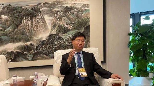 刘忠范院士谈石墨烯材料:基础决定实力 工艺决定质量