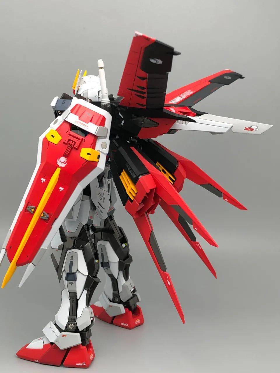 增加细节mg完美强袭干净涂装