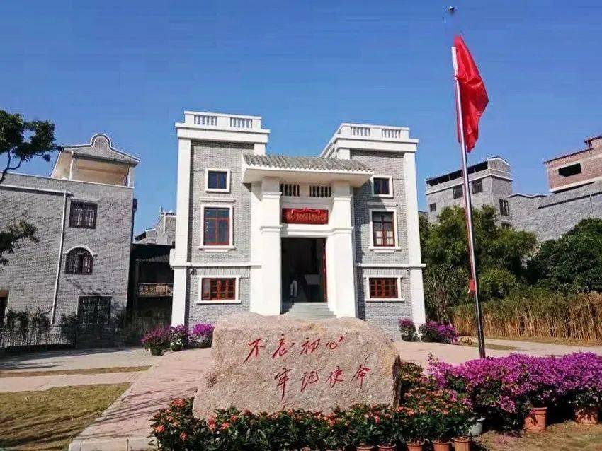 区长洲镇泗洲村参观联系人:帅冬梅,18277416016建设有长洲区党史馆