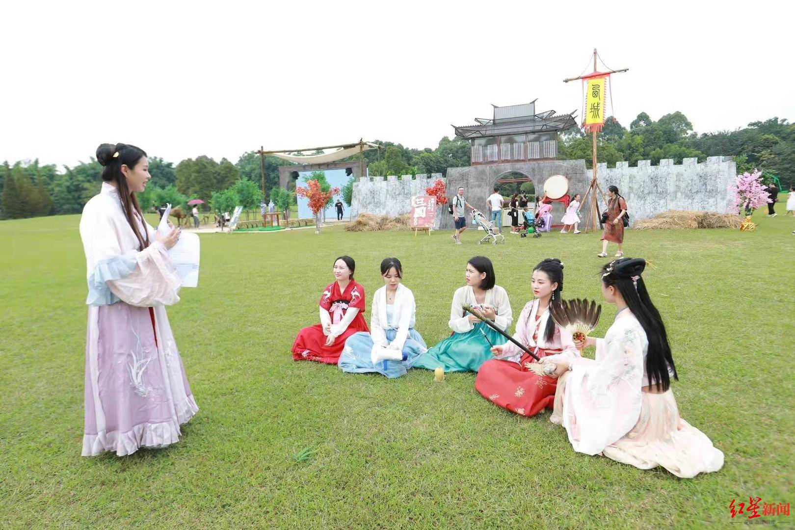 穿越|太会玩了！实景“剧本杀”搬进农田，游客乐享穿越千年的“沉浸式”农耕体验