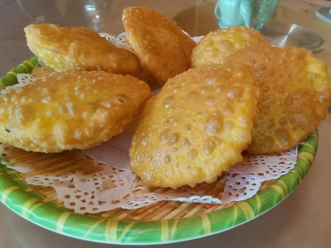 馅进甜美的这两种美食你区分开了吗国庆一定要来临夏尝尝