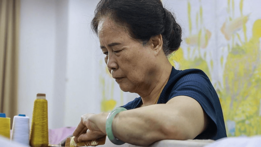 人与艺的耳鬓厮磨潮州手艺人在守正创新中提振文化自信