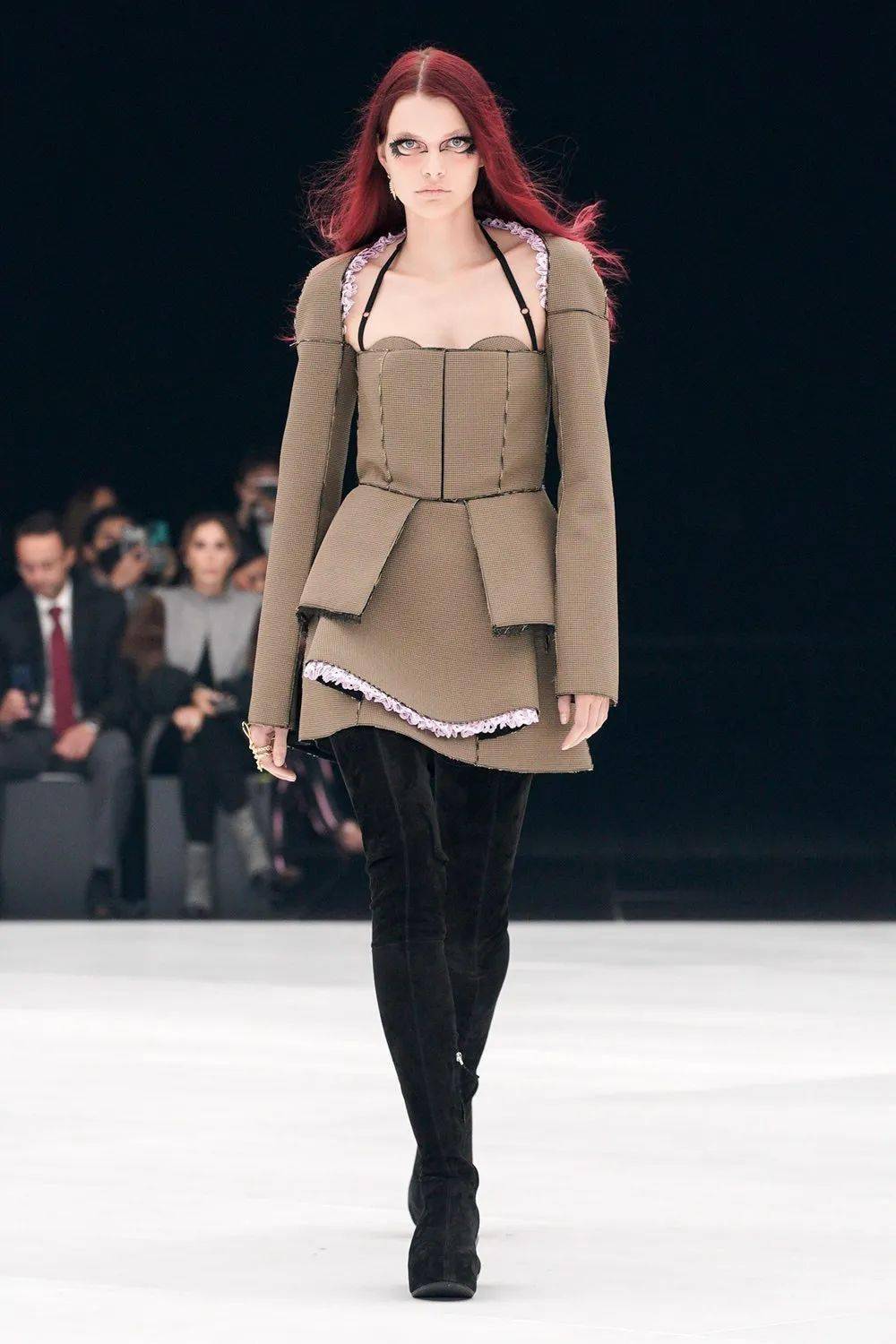 成衣 【秀场】Givenchy 2022 春季成衣时装秀