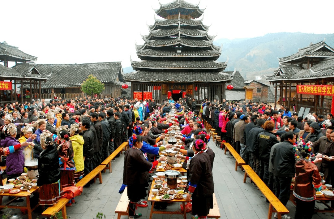 侗乡第一鼓楼——三江鼓楼,侗乡鸟巢,侗族历史文化碑廊,侗族特色一条