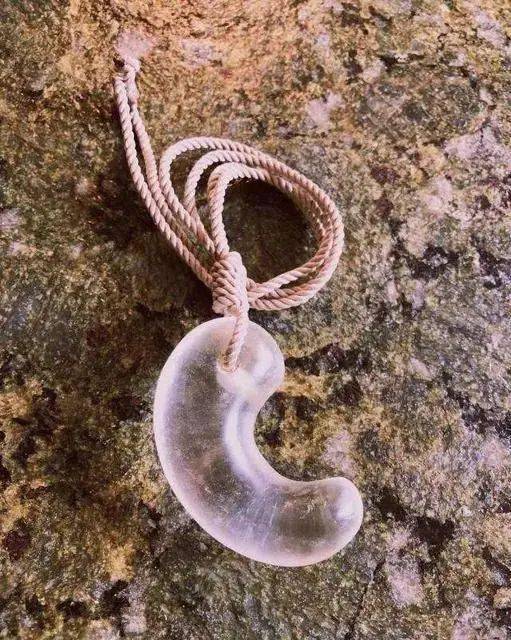 日本天皇的祖传玉器“勾玉”_搜狐网