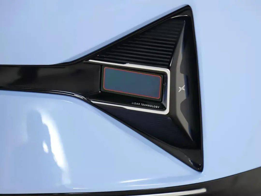 激光雷达和毫米波雷达外观区别 3167e147779149a9982badf26ad0f6c3.jpeg