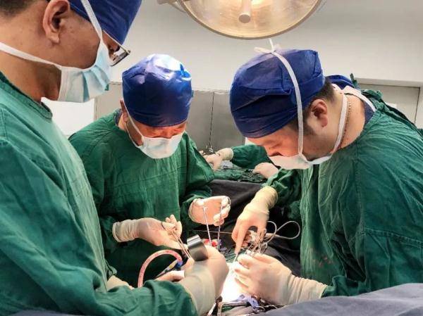 表弟|杭州一59岁男子与表弟双双查出肠癌！医生建议：早筛查早治疗很关键