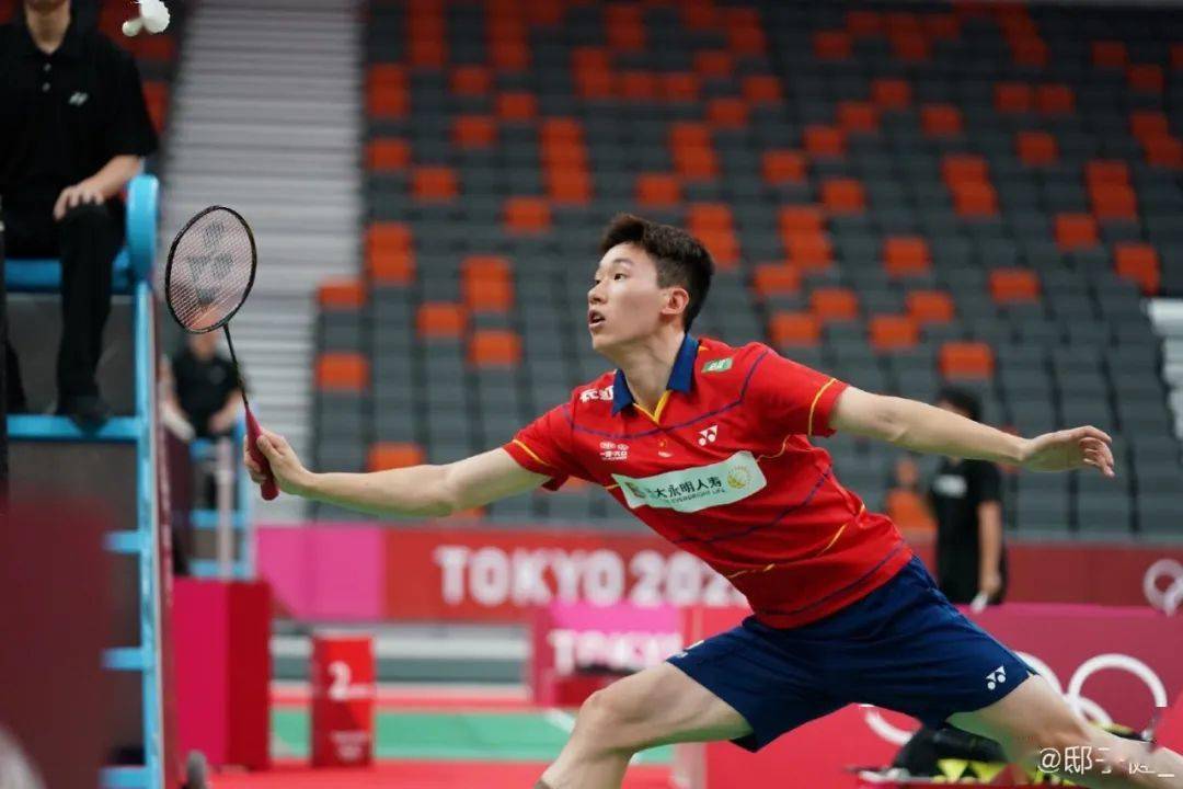 华大校友喜夺世界冠军再战汤尤杯