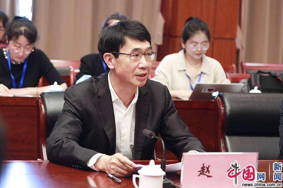 云南省委常委,宣传部部长赵金致辞.
