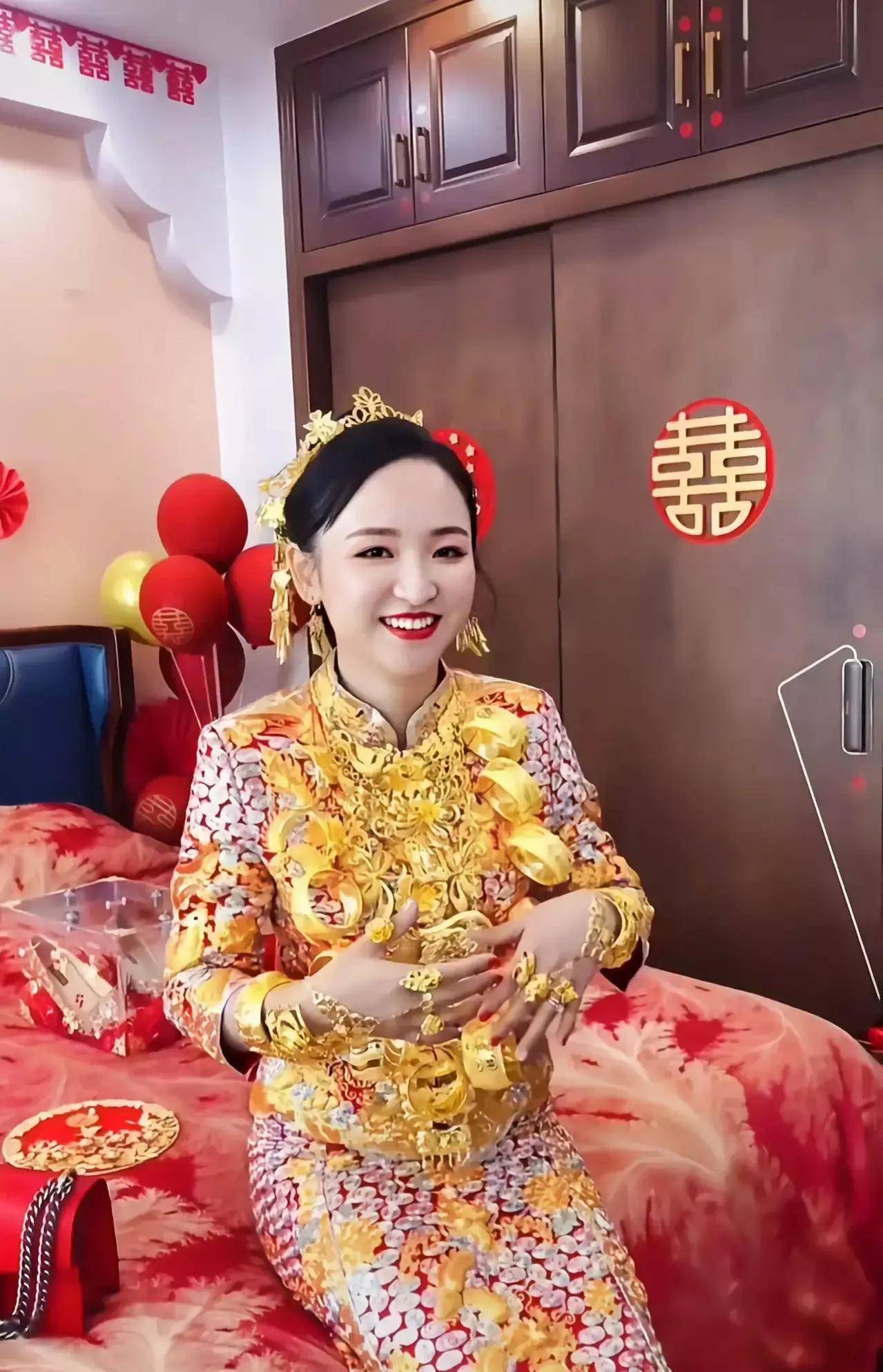 福建朋友结婚,随礼1000块,菜品一上桌,瞬间感觉这钱花得太值了