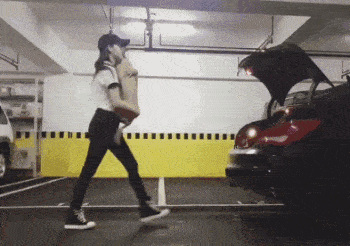 同事 阔腿裤烂大街了！入秋之后，这条裤子才是真时髦又显瘦！