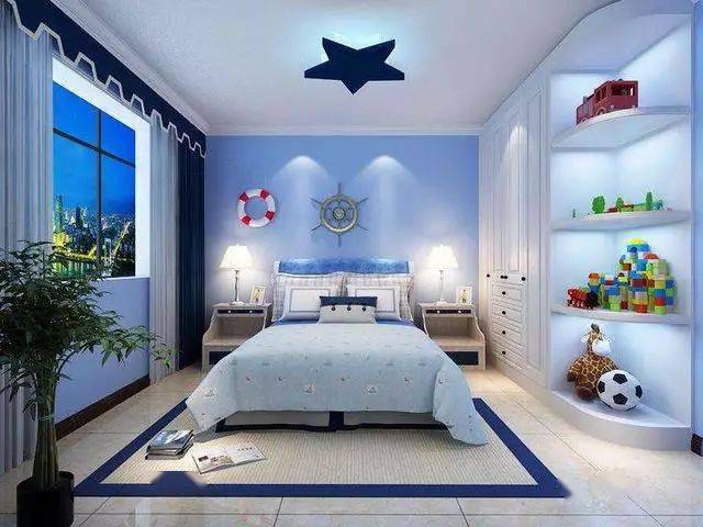 小公主房相对来说会布置得比较甜美可爱一些,通过装饰品的摆设这样