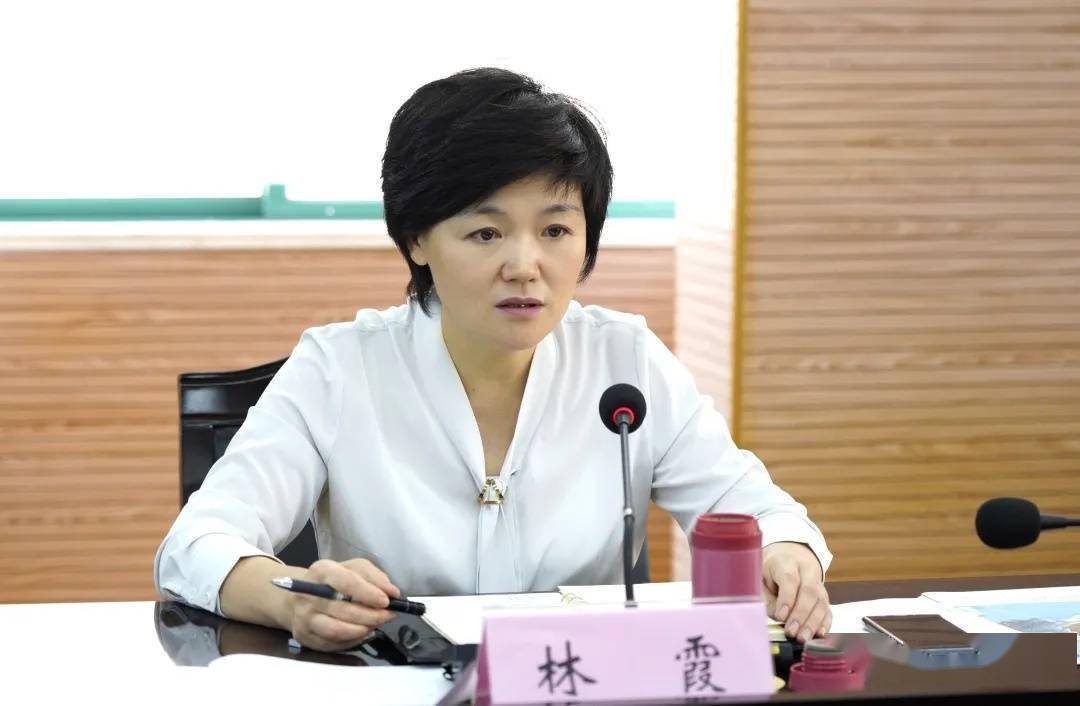 洞头区委书记林霞主持召开专题会议:全力以赴加快海洋经济重点项目