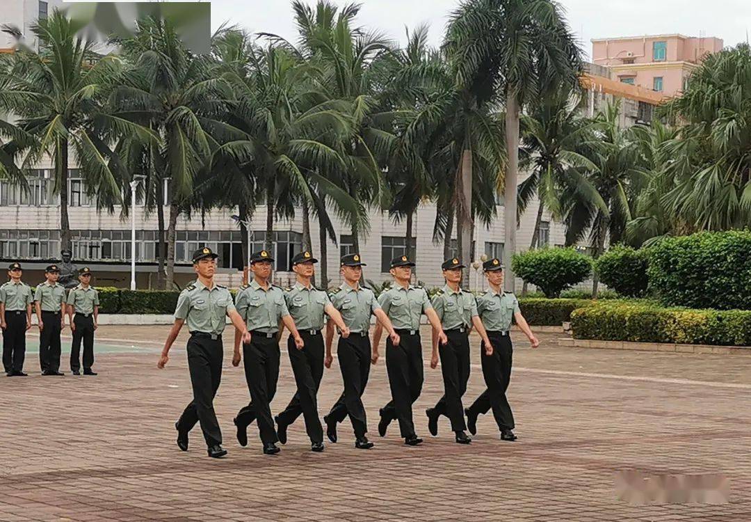 海南省军区直属队队列会操验成效以训促管强作风