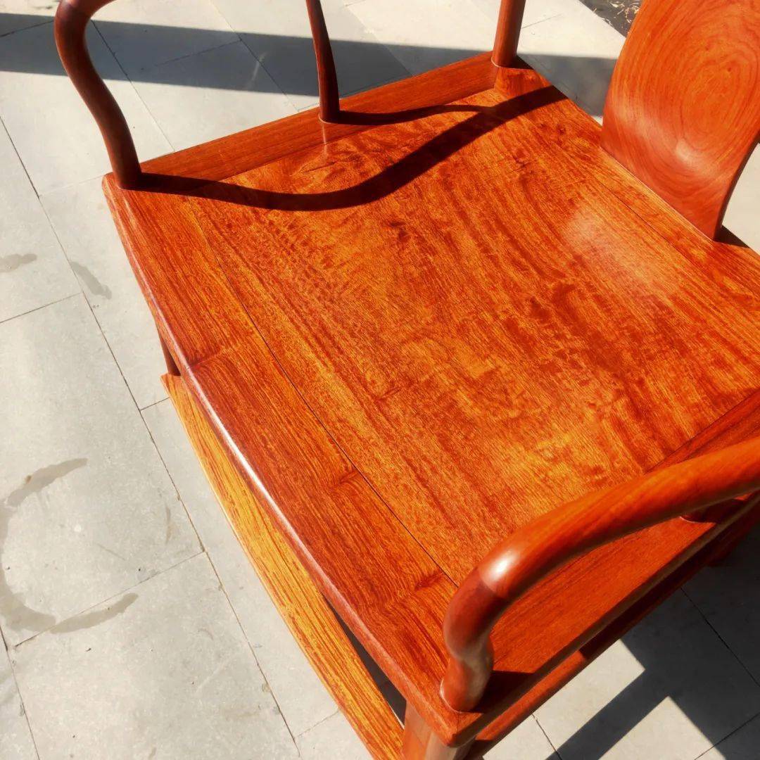 为喜欢红木,懂红木的木友做原汁原味,正宗纯粹的a级红木家具!