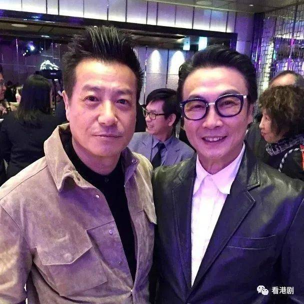 半世纪友情未变！刘松仁晒石修珍贵旧照怀缅一番_谢谢松