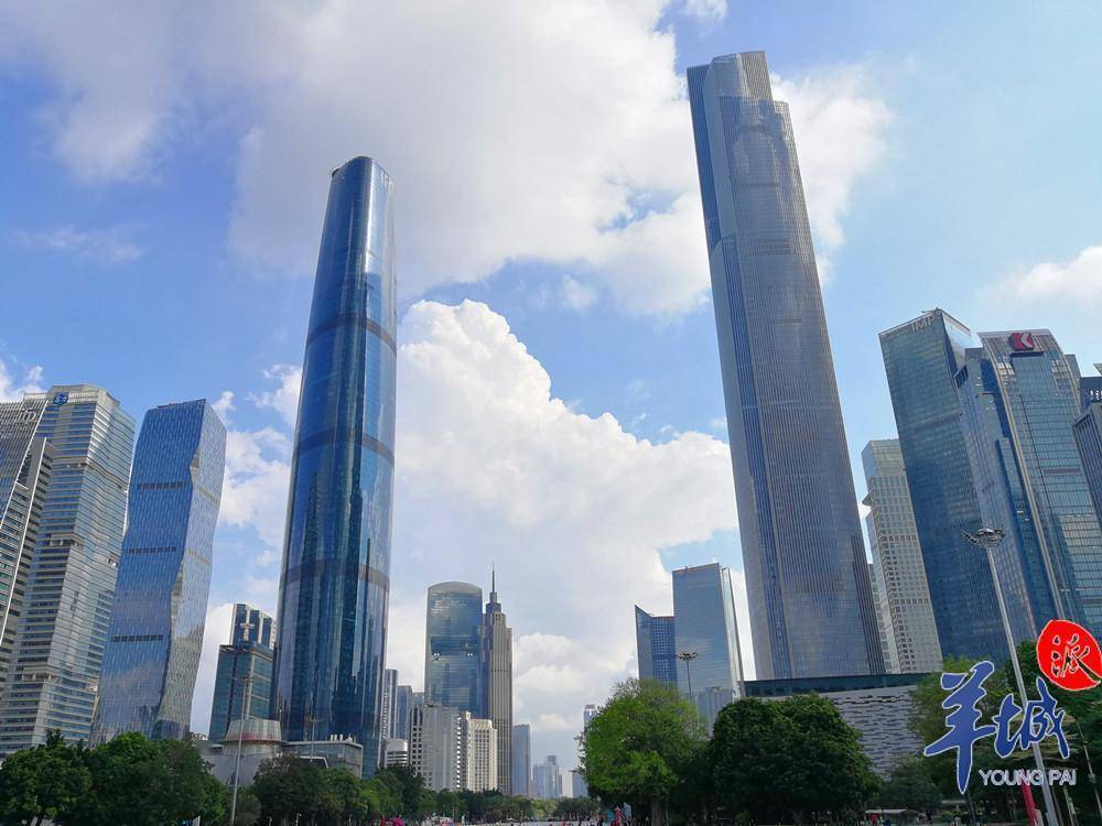 广州又一地标式高楼封顶320米