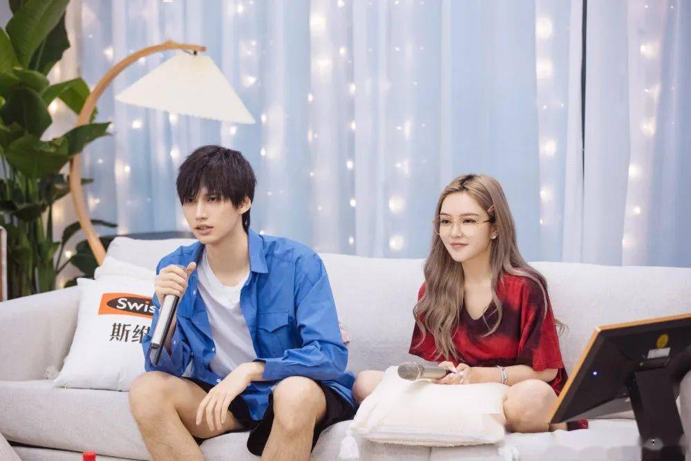 成功|周扬青相亲成功？与小6岁陈瑞丰低调撒糖，两人私下约会甜蜜用餐