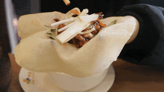 图片来源网络,以供参考还有我爱的熏肉,带着淡淡的烟熏味入口软烂