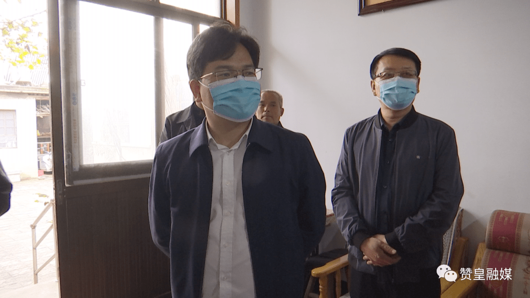 九九重阳老年节 浓浓爱心慰老人 县委书记陈宏锋开展重阳节走访慰问