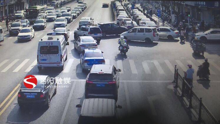 生死时速4 bf839577cd7642cbb212f4f599cf63cf.jpeg