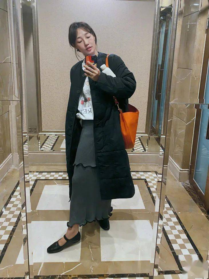 设计 听说白百何的OOTD，要盖着脸看