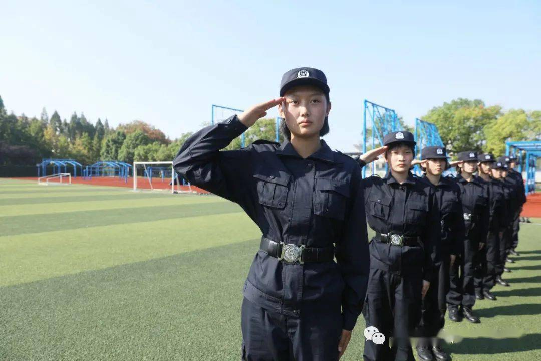 安徽警官学院校服图片