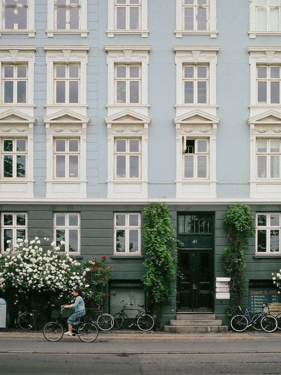 Vogue 在哥本哈根时装周 时髦女士都是骑单车赶场子的