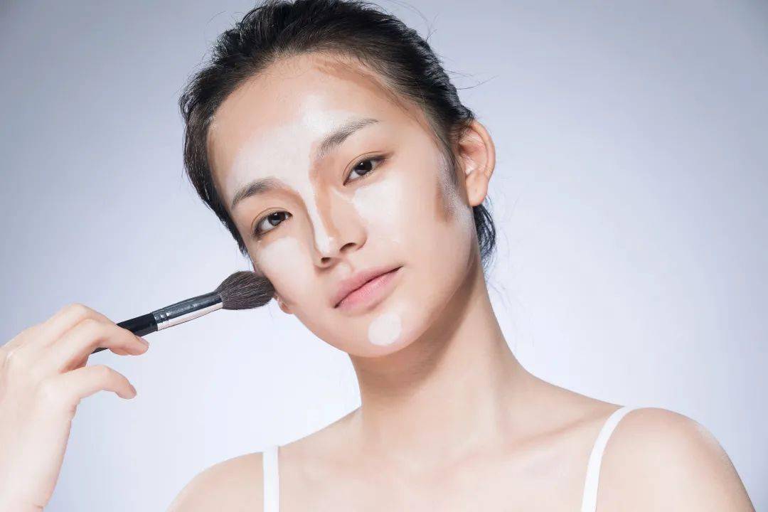 景甜凭什么景甜就是“合照杀手”？因为第一眼美女都有0感底妆