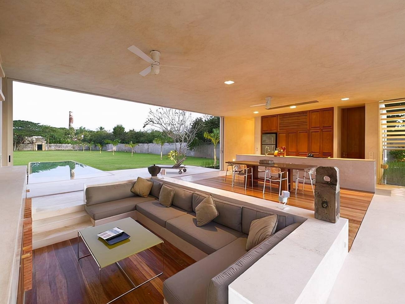 以后我家客厅也挖个坑做成下沉式,比住豪宅还舒服,有点意思_空间