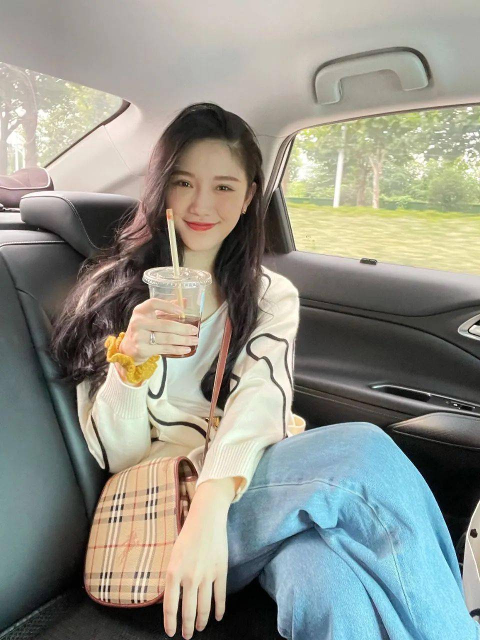 author 毛衣+半裙，衬衫+阔腿裤=2021王炸组合！这么穿活该你美！！