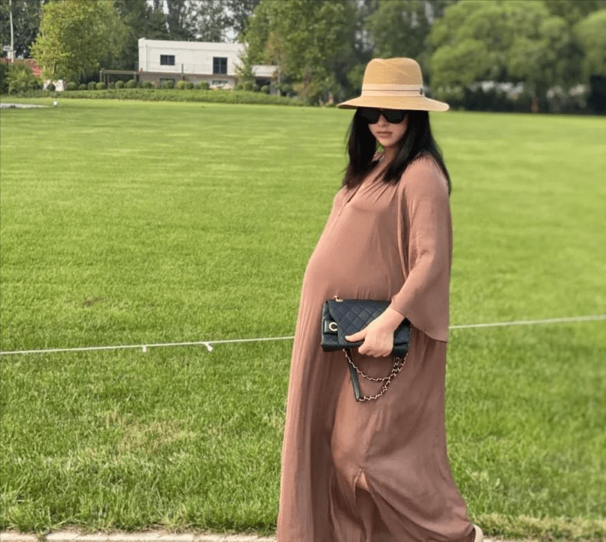 体重|朱珠刚坐完月子就恢复绝美状态，贴心附上护理秘诀，孕妈快试试